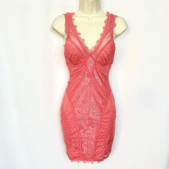 NWT BEBE Y2K CORAL PINK LACE OVERLAY DEEP V CORSET SEXY BODYCON MINI DRESS SzXS - Picture 12 of 12